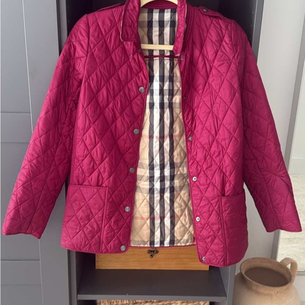 Burberry Women's Quilted Puffer Jacket - Deep Pink